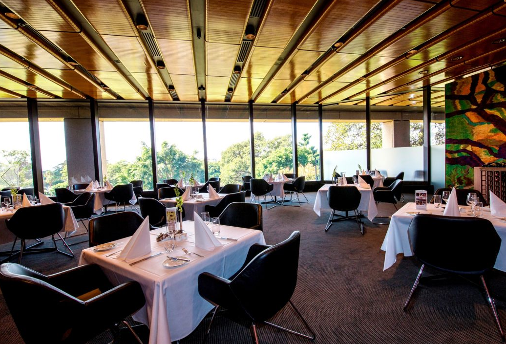 members dining room parliament